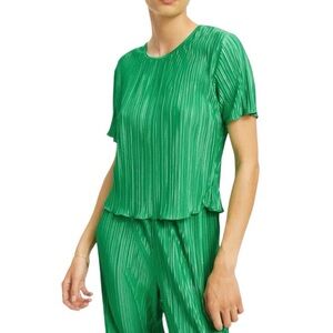 Good American summer green plisse pleated top size 3/4 (l/xl)